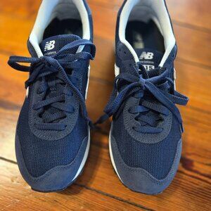 New Balance Women's 515 Athletic shoes Size 9